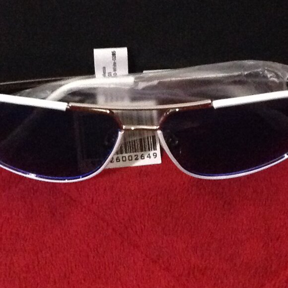 NWT Perverse Unisex Aviators Sunglasses Belllezza White - Picture 6 of 8